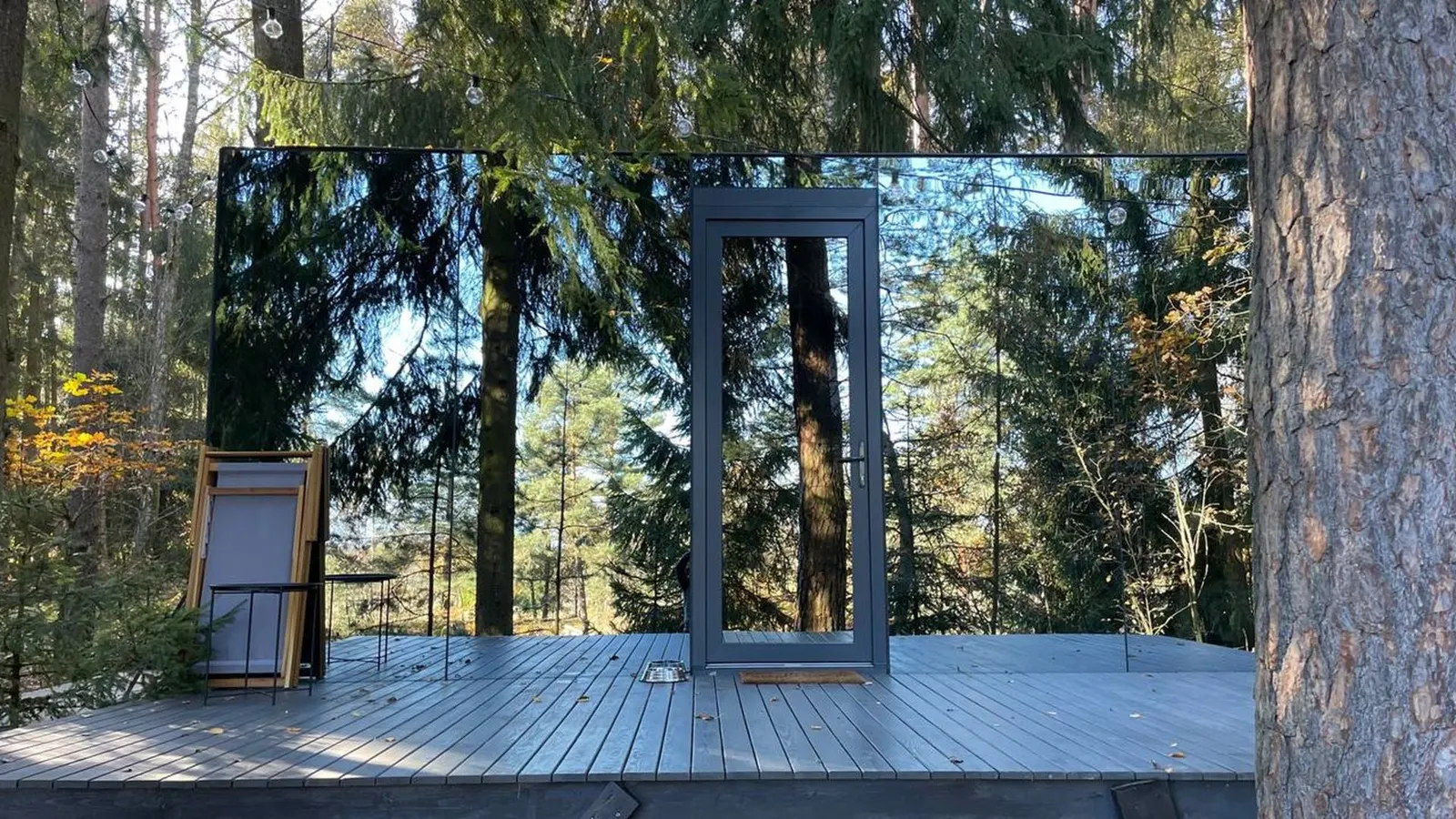 Riverside Mirror cabin
